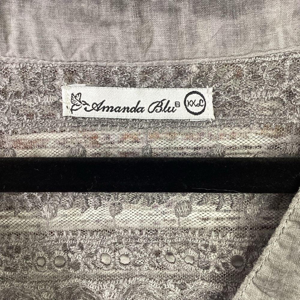 Amanda Blu - Distressed Grey/Dark Wash Top - Picture 7 of 7